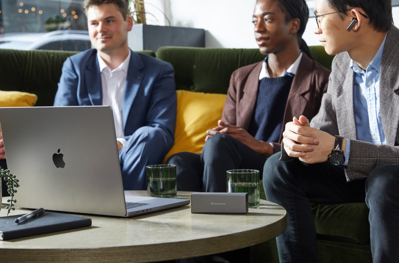 全場(chǎng)景智能賦能，時(shí)空壺X1 AI同聲傳譯器引領(lǐng)高端跨語言溝通革命